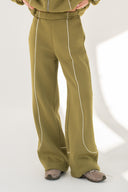 Spodnie dresowe z lampasami