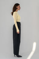 Spodnie barrel z kieszeniami cargo