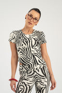 Top damski Zebra Flow – krótki top w zebrę, wiązany na plecach